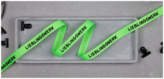 Entdecke unsere vielseitigen Webbänder und Kordeln im schlichten oder auffälligen Neon-Stil! Perfekt für kreative DIY-Projekte, langlebig und einfach zu verarbeiten. Verleihe Deinen Designs eine individuelle Note. Jetzt online bestellen!